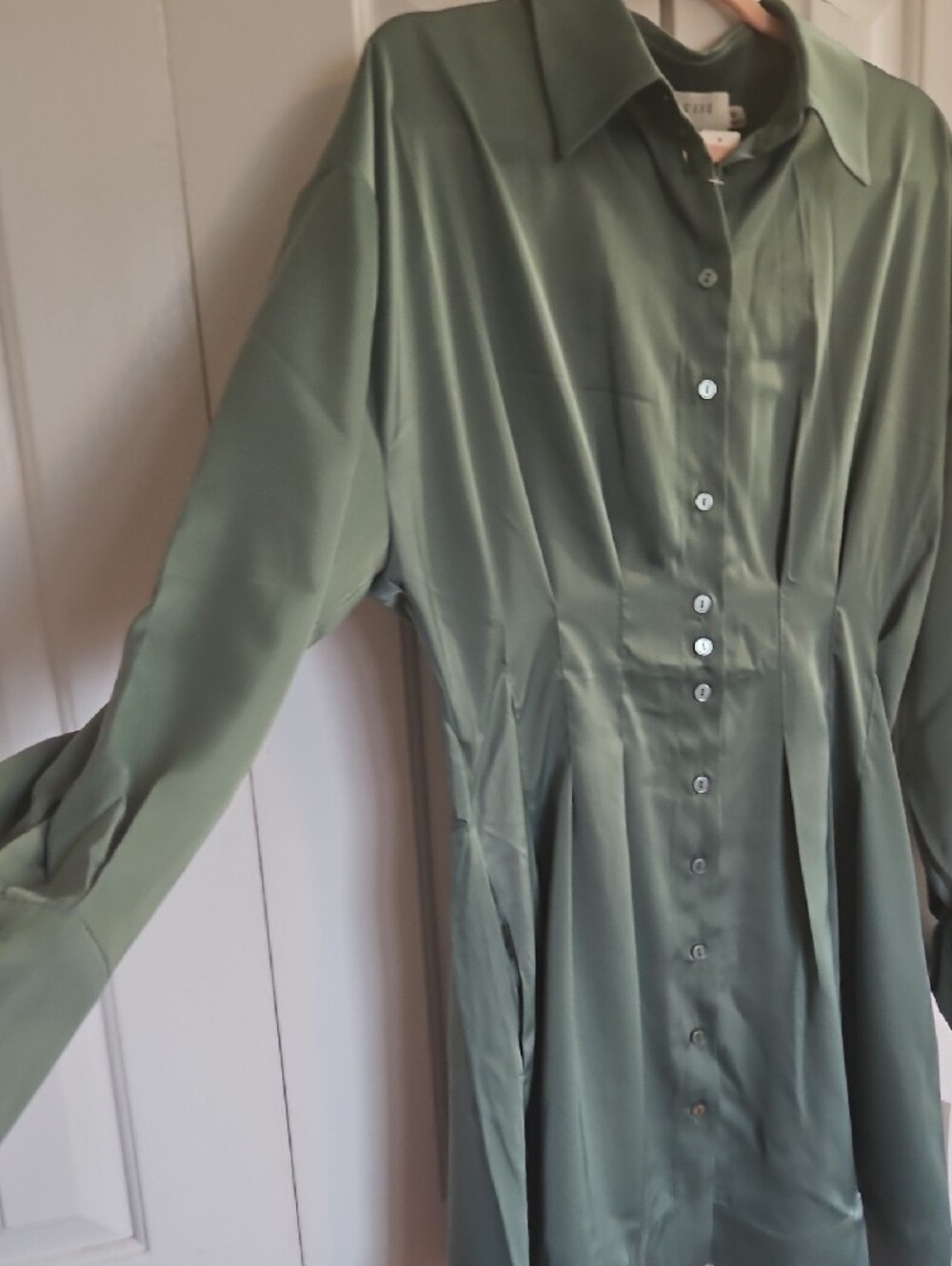 Tobie Long Sleeve Satin Mini Shirt Dress From Anthropologie 🌸 Size M - Picture 6 of 11
